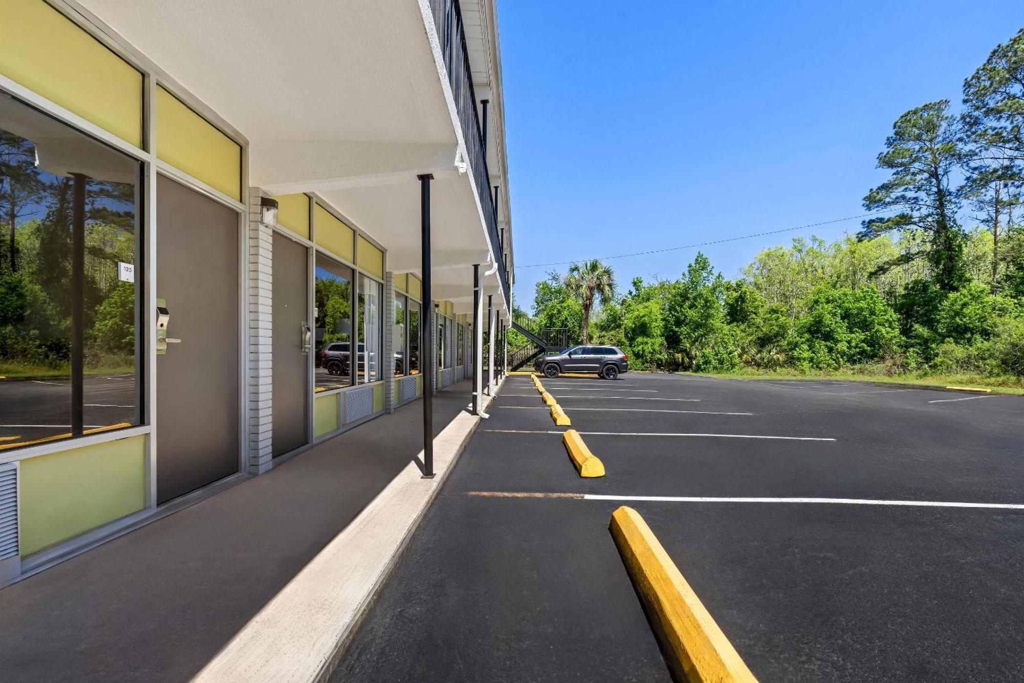 Econo Lodge Jennings 外观 照片